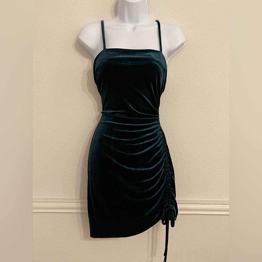 Dark Green Velvet Spaghetti Strap Dress